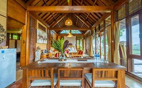 Sang Tirta Resort